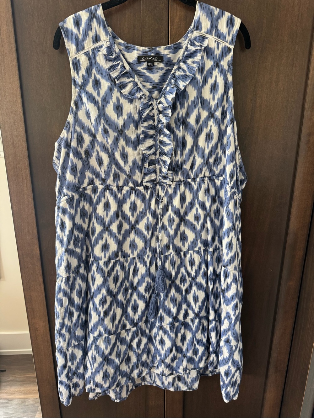 Charlie B Sleeveless Blue and White Ikat Ruffle Dress Sz XL